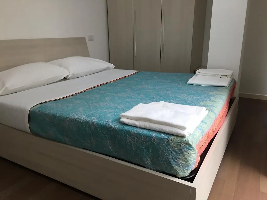 Red Line Apartments Milano