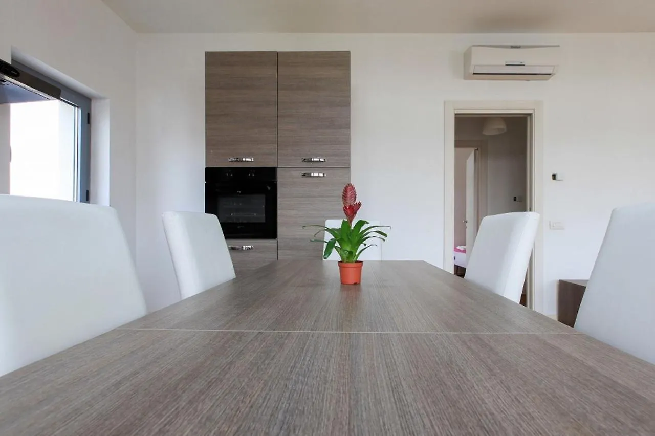 Red Line Apartments Milano