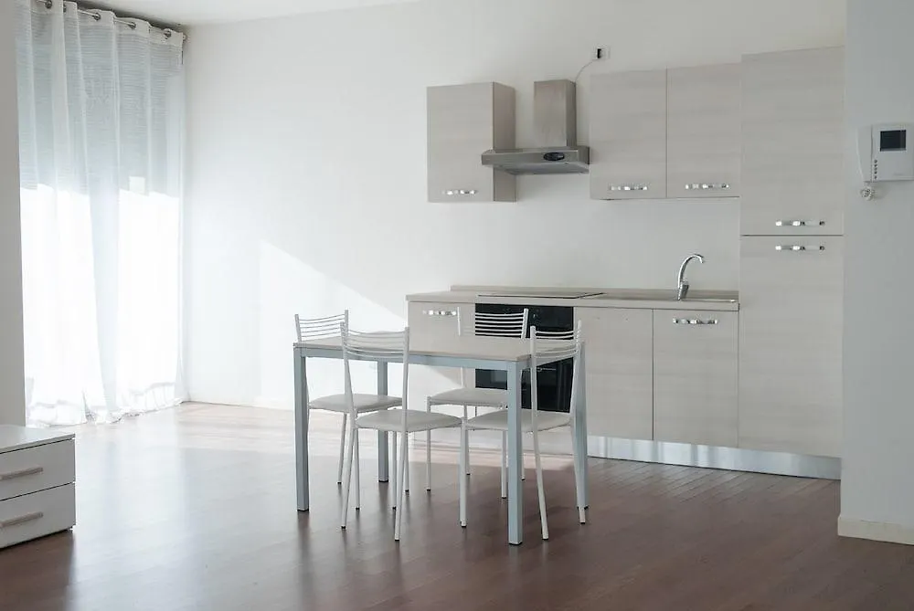 Red Line Apartments Milano