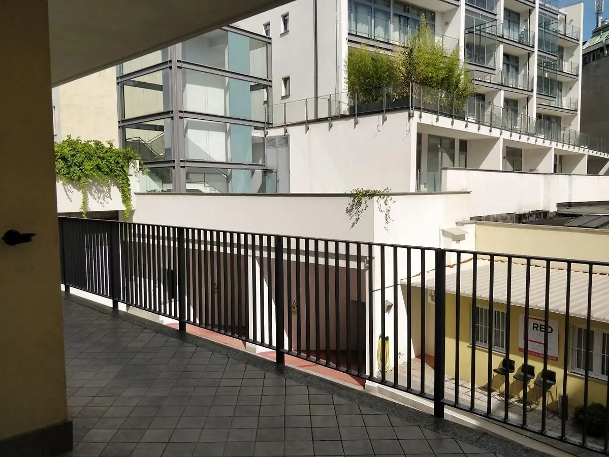 Red Line Apartments Milano