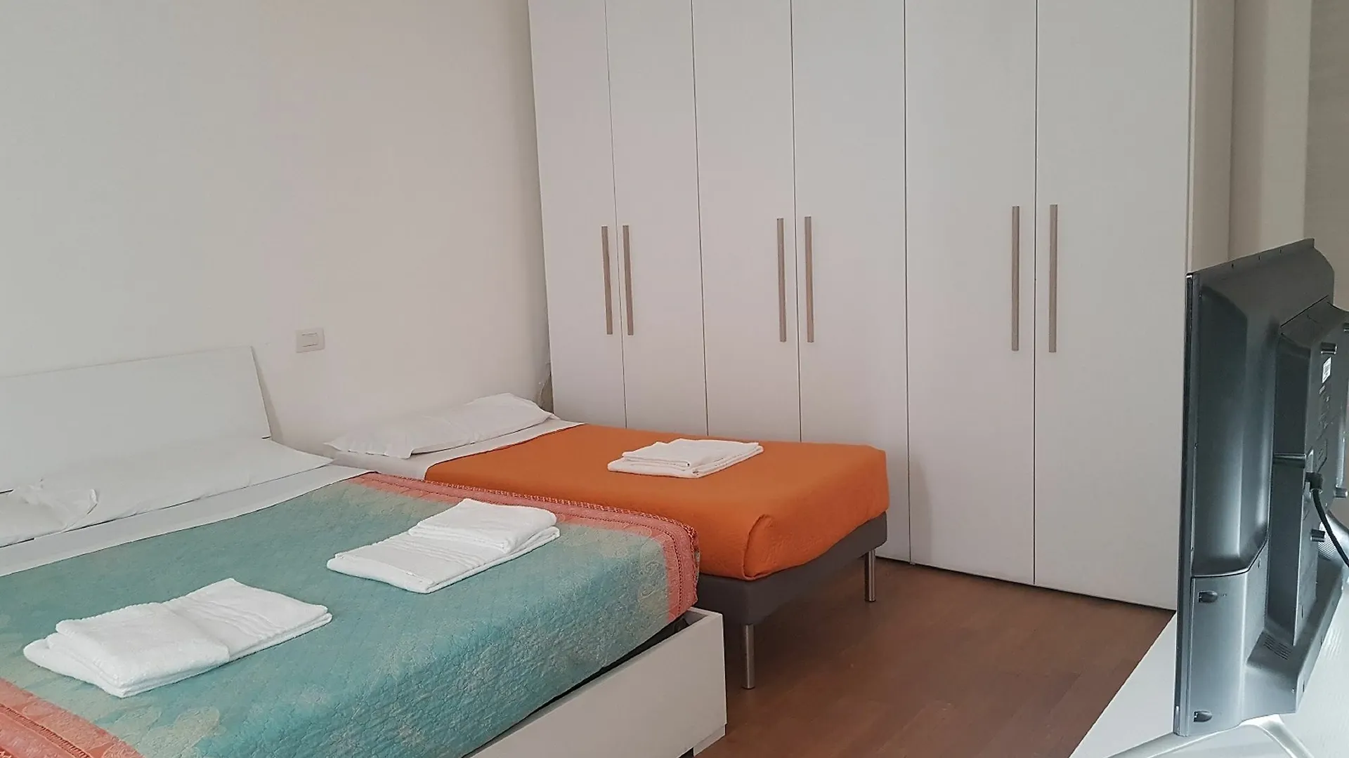 Red Line Apartments Milano