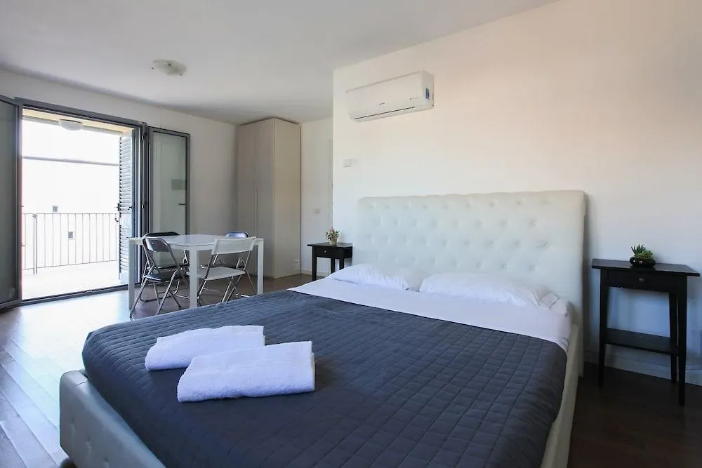 Red Line Apartments Milano
