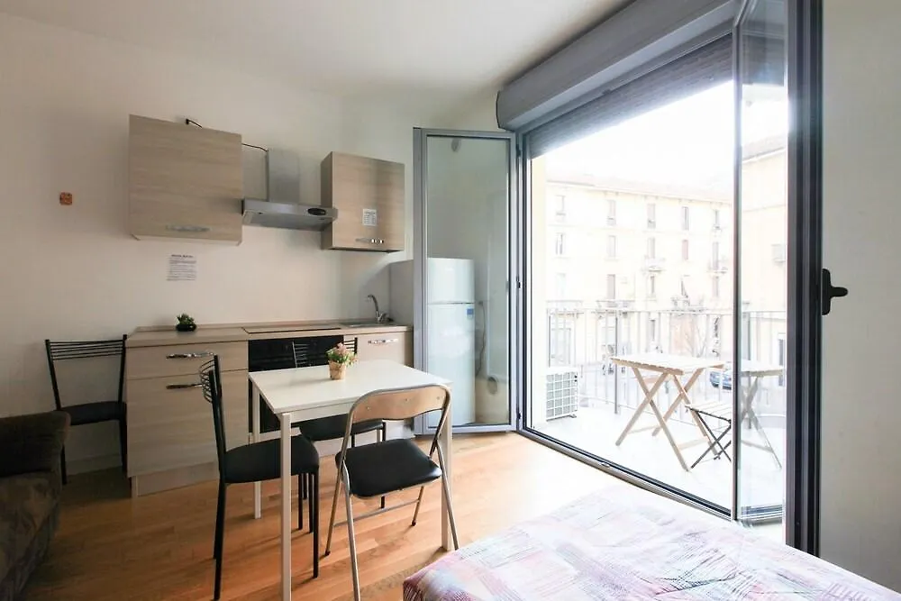 Red Line Apartments Milano